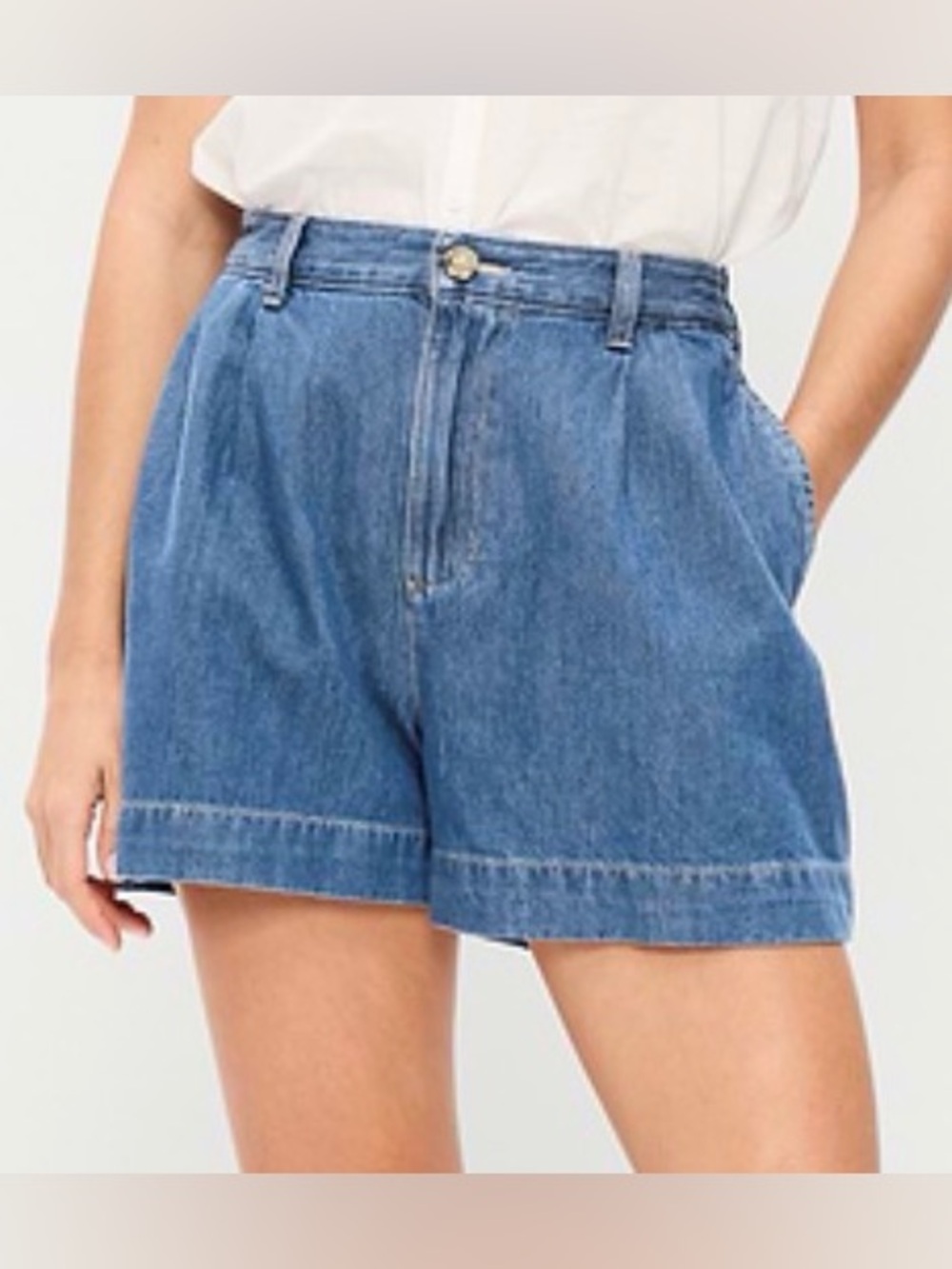 ⭐️ NWT Old Navy Women’s Extra High-Rise OG Chino Blue Denim Shorts - Sz M